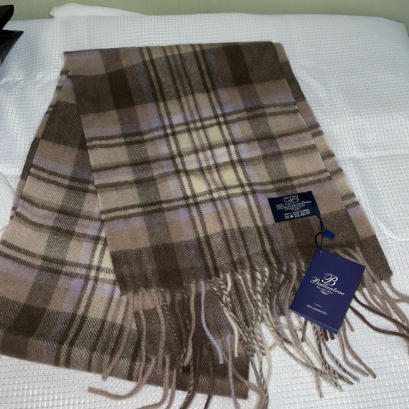 Ballantrae Edinburgh lambswool Other - Elegant Plaid Men's Scarf in Brown and Tan